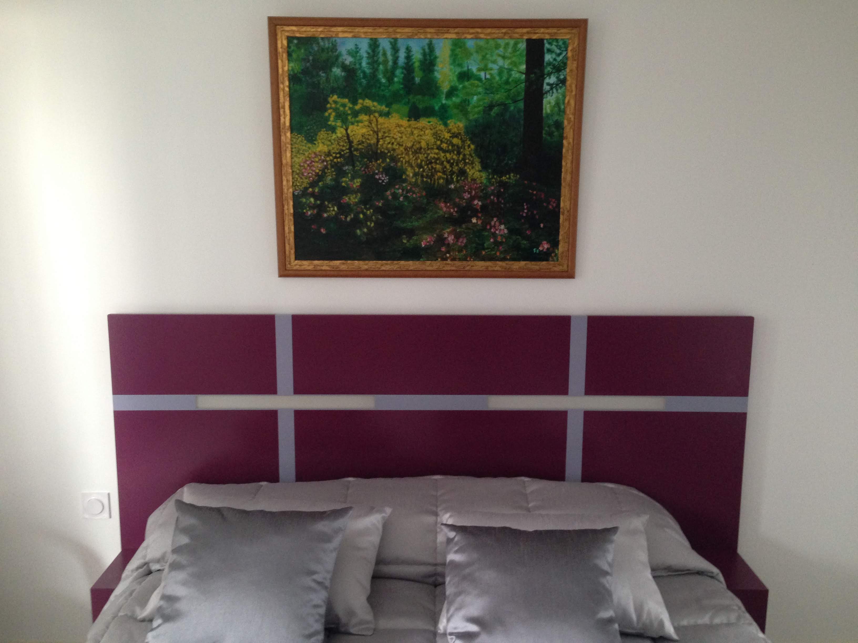 Tête de lit bordeaux